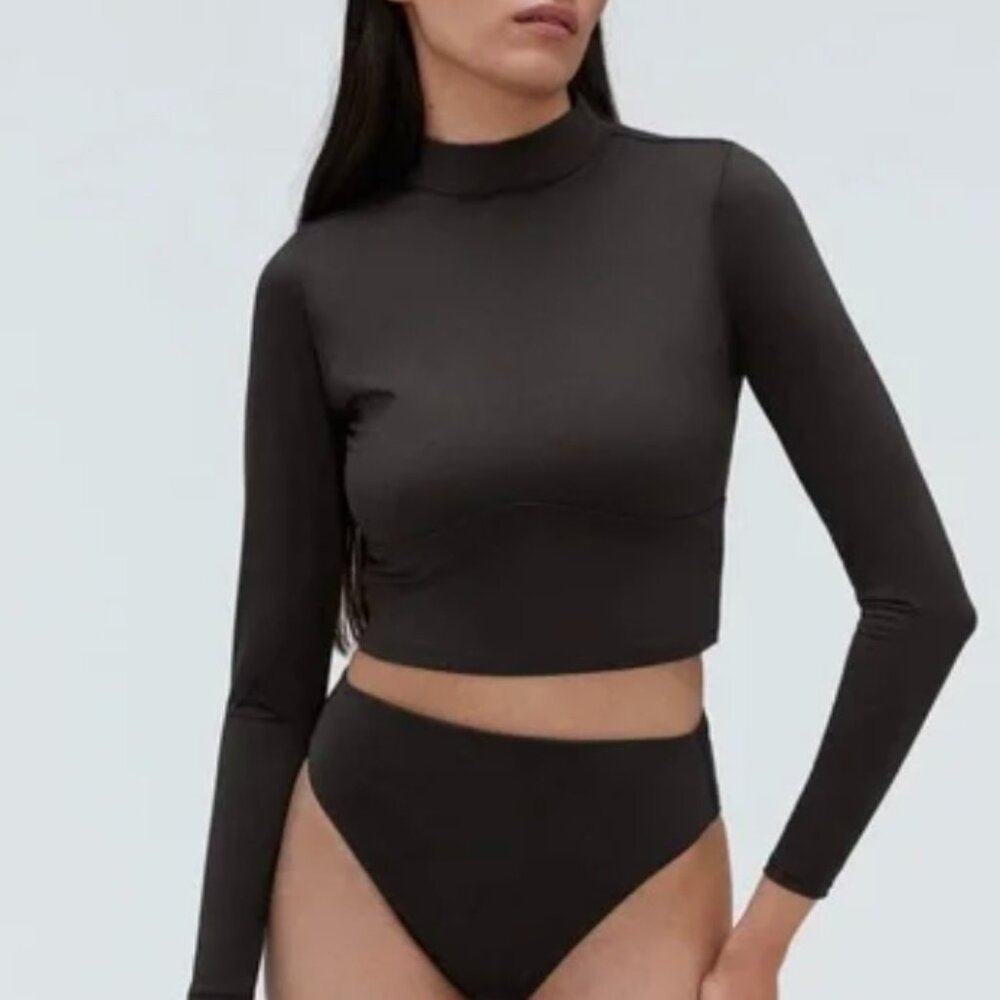 Everlane Size Medium The Long Sleeve Rash Guard in Black New With Tags